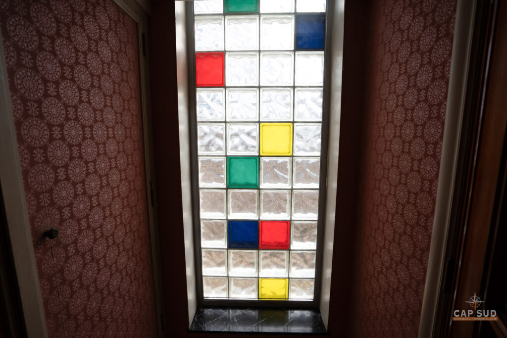 7565115_75651138.jpg
