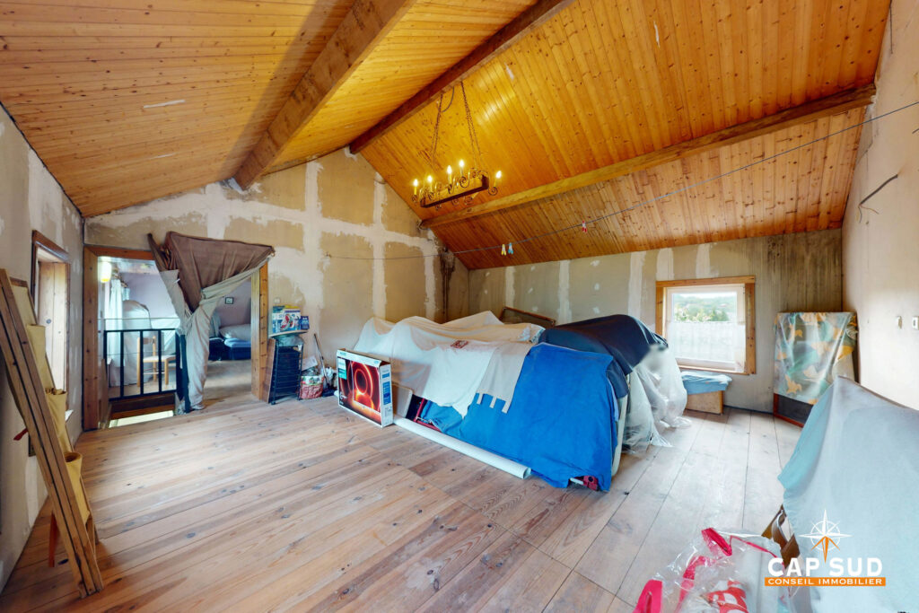 7709406_77836507.jpg