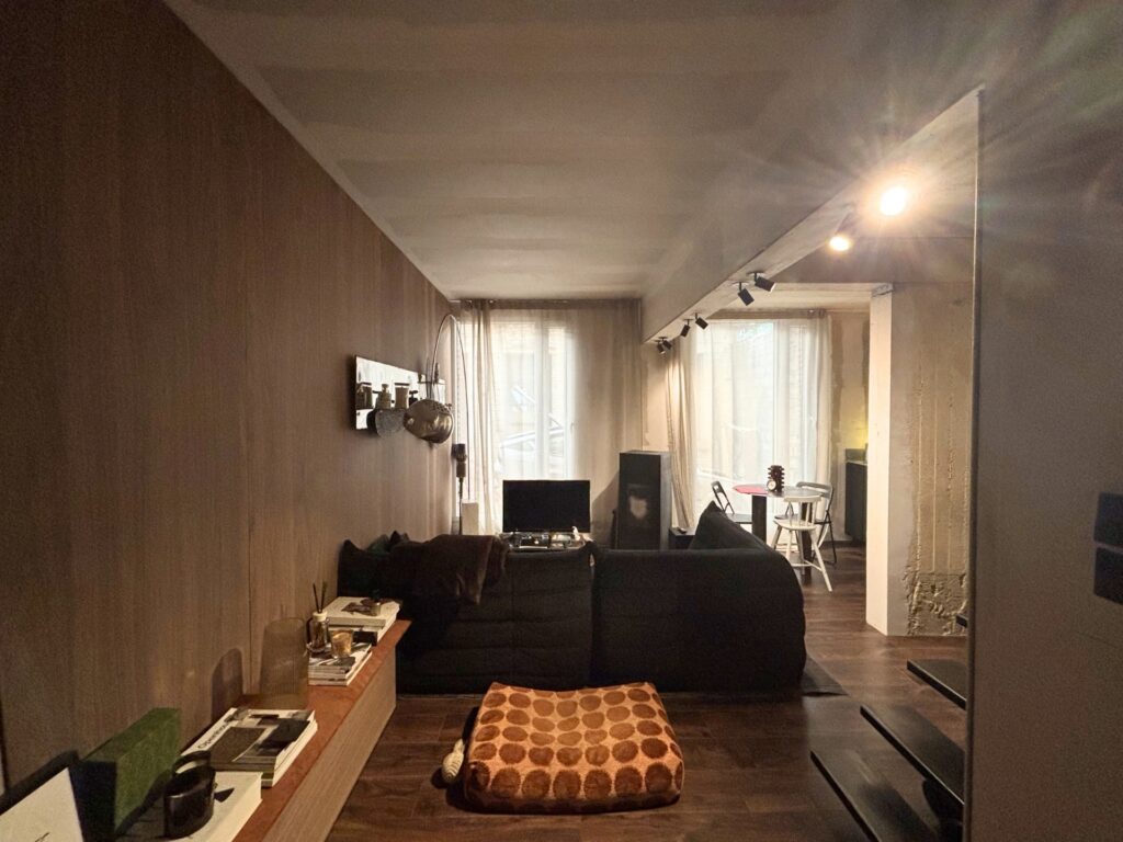 7744957_79102642.jpg