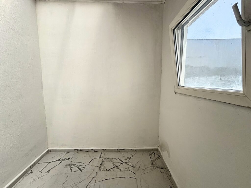 7776287_79096000.jpg