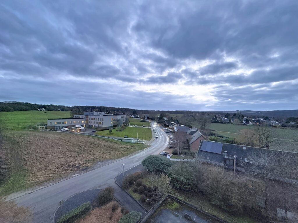 7645347_79822564.jpg