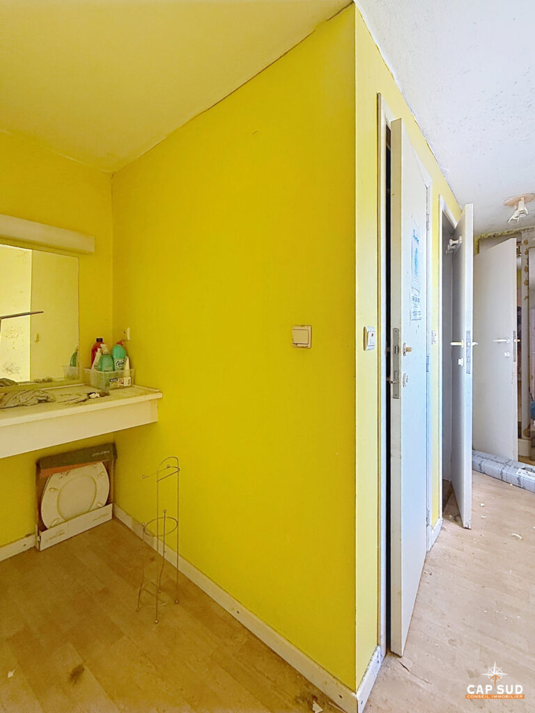 7689404_77542513.jpg
